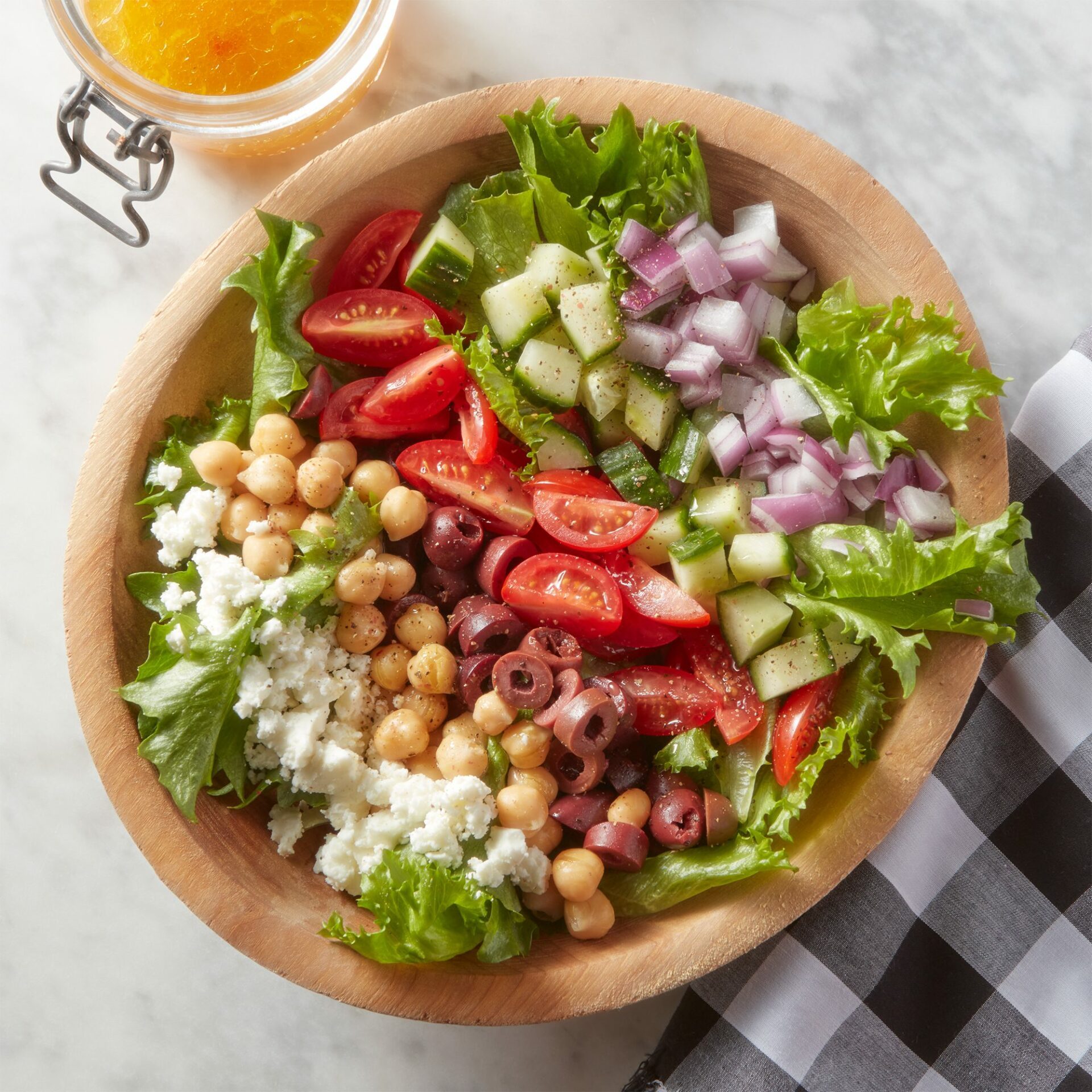 Romaine-Crunch-Mediterranean-Chopped-Salad_Cropped